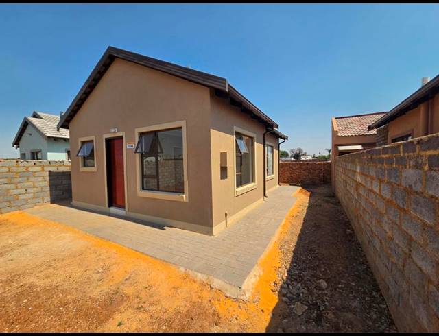 3 BEDROOM HOUSE FOR SALE IN WINDMILL PARK